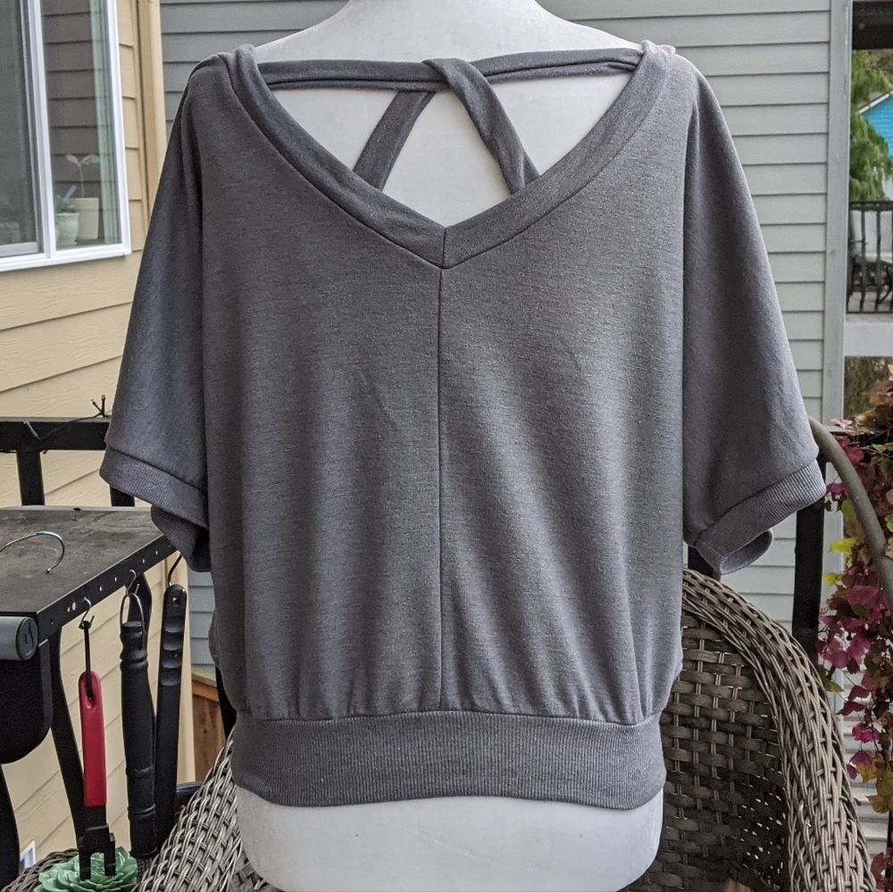 Crop top - Picture 4 of 7